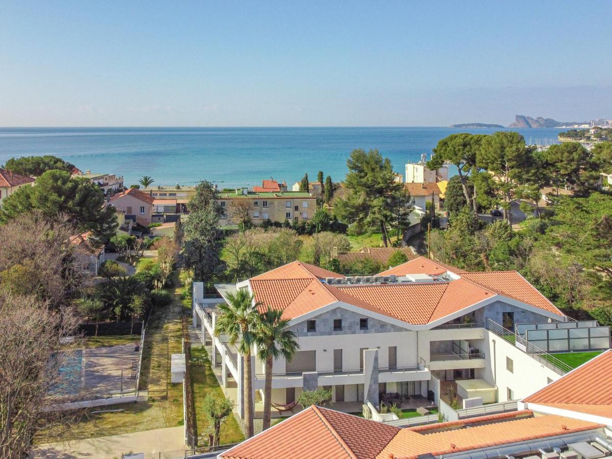 T3 Neuf – C13 - Jardin-Terrasse Et Piscine – Accès Direct Plages Et Centre Village Saint-Cyr-sur-Mer Exterior foto